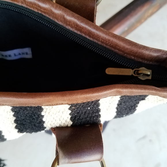 CrossTree Lane Bag - Picture 8 of 9